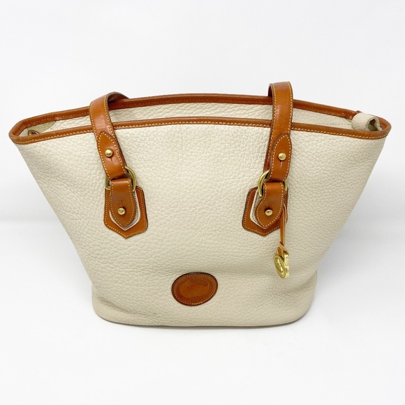 Dooney & Bourke Handbags - VINTAGE DOONEY & BOURKE | Cream Shoulder Tote